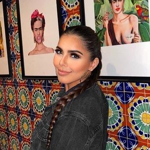 Meet your Posher, Denisse